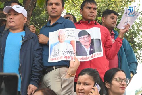 रविको पक्षमा पोखरामा शक्ति प्रदर्शन, प्रधानमन्त्रीप्रति चर्को आक्रोश