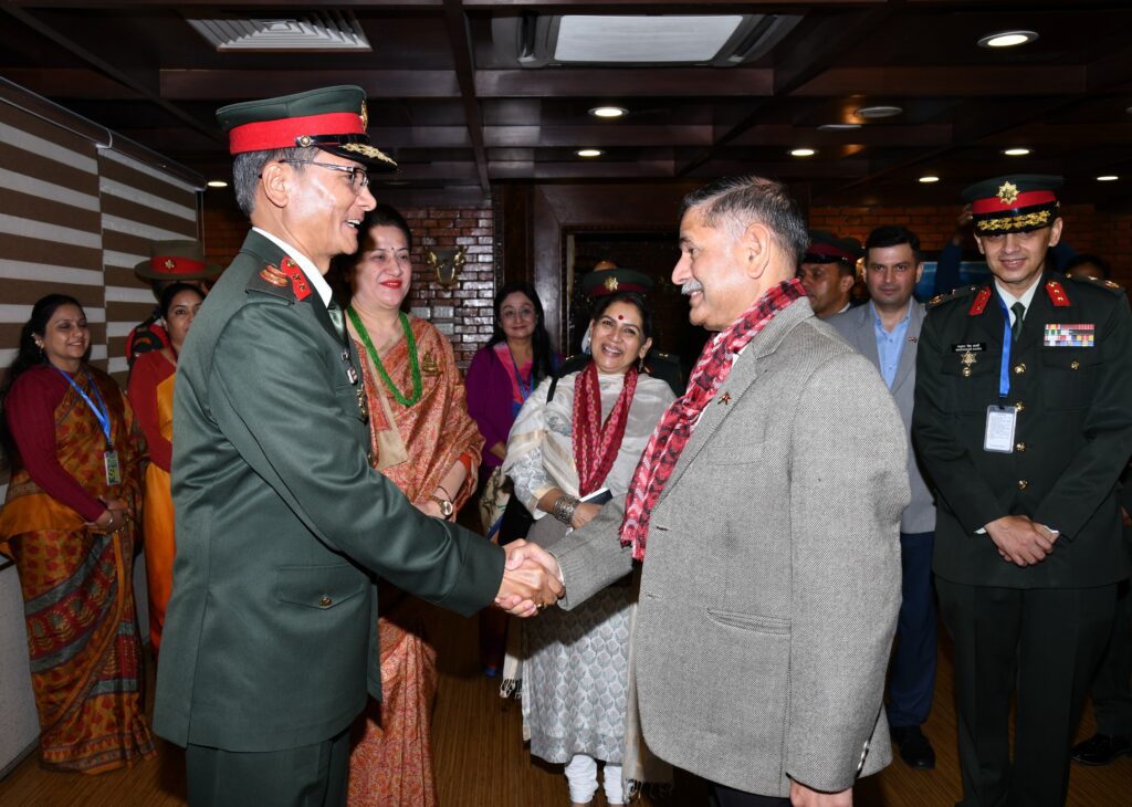 पाँच दिने  औपचारिक भ्रमण सकेर फर्किए भारतीय स्थल सेनाध्यक्ष द्विवेदी