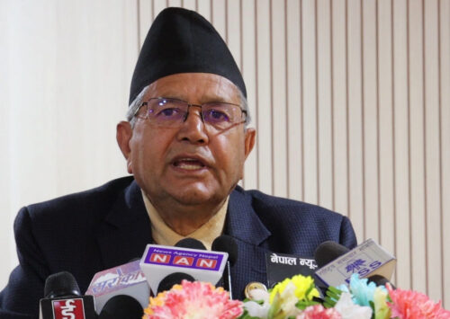 सांसदहरु निजी काममा बढी सक्रिय हुँदा कानून निर्माणमा ढिलाई भइरहेको छः सभामुख