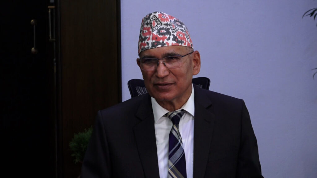 बैंकमा थुप्रिएको तरलतालाई लगानीमा रुपान्तरण गर्छौंः अर्थमन्त्री पौडेल