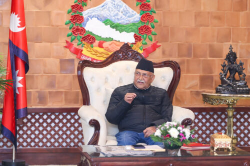 प्रधामन्त्री ओली भन्छन् : ‘म कुनै पार्टी मिलाउने र फुटाउने काम गर्दिन’