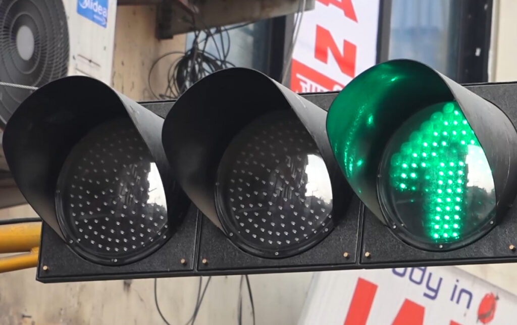 काठमाडौंमहानगद्वारा ३६ ठाउँमा ‘पेलिकन क्रसिङ’ जडान