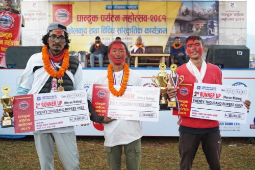 घान्द्रुक पर्यटन महोत्सवः घोडा दौड प्रतियोगितामा विवेक पुन विजयी