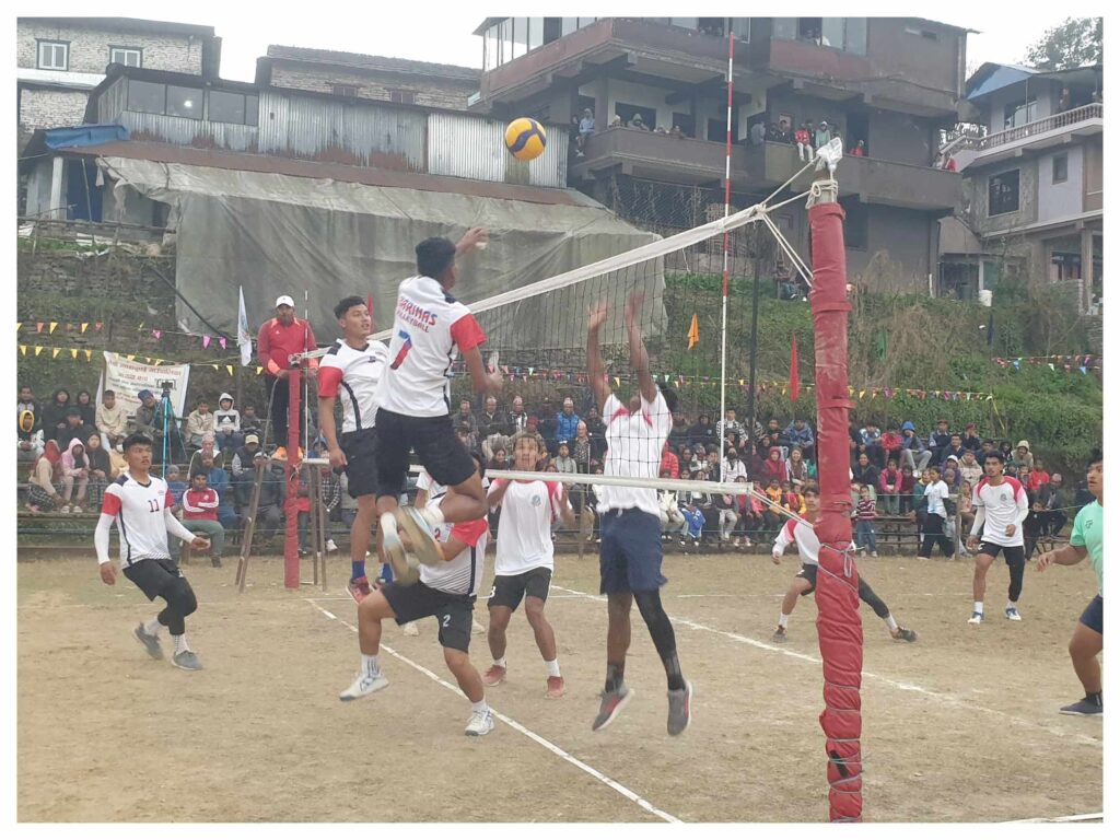 तेस्रो माछापुच्छ्र्रे गाउँपालिका अध्यक्ष कप भलिबल प्रतियोगिता जारी