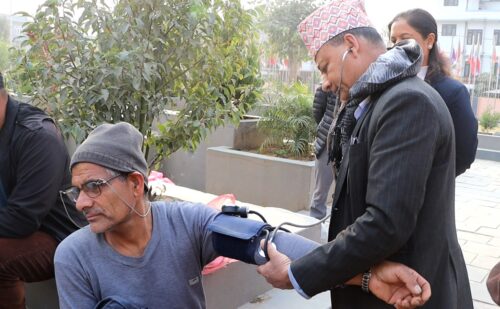 प्रजातन्त्र दिवसमा बागलुङमा नसर्ने रोगको स्कृनिङ