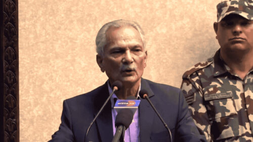 बाबुरामको टिप्पणीः राजतन्त्र फर्काउनुपर्छ भन्नु भोक लाग्यो भनेर विष पान गर्नु हो