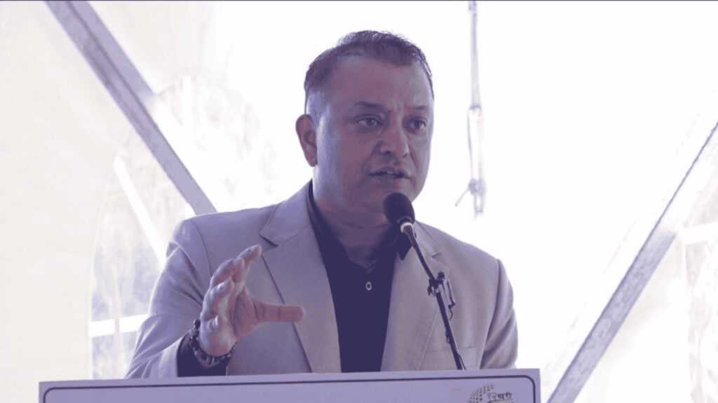 पूर्वराजालक्षित गगनको टिप्पणीः मिल्काइसकेको पात्रको बारेमा छलफल गर्ने होइन