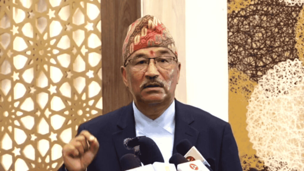 व्यवस्था परिवर्तन गर्न नपाउने गरी संविधान संशोधन गर्ने धृष्टता गरे देशमा आगो बल्छः अध्यक्ष थापा