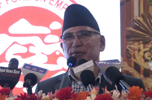 विदेशीहरु रोजगारीका निम्ति आउने परिस्थिति निर्माण गर्ने मिसनमा छौँः अर्थमन्त्री