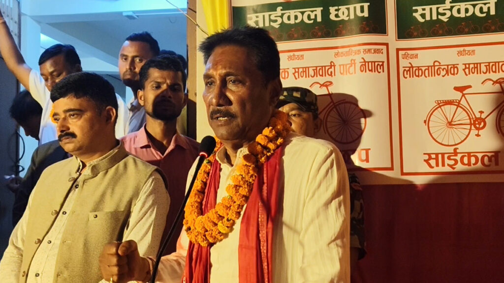 मधेसवादी राजनीतिक दलहरु एक हुनुपर्छः शरत सिंह भण्डारी