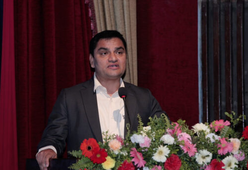 नेपालमा स्वास्थ्य जनशक्तिको अभाव छैनः स्वास्थ्यमन्त्री पौडेल