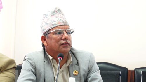माओवादी लक्षित एमाले सांसदको कटाक्षः एउटा कर्मचारी हटाउँदा तीन दिनसम्म रुने बानी छ