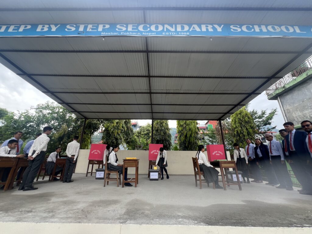 स्टेप बाई स्टेप माध्यामिक विद्यालय मासबार पोखरामा निर्वाचन