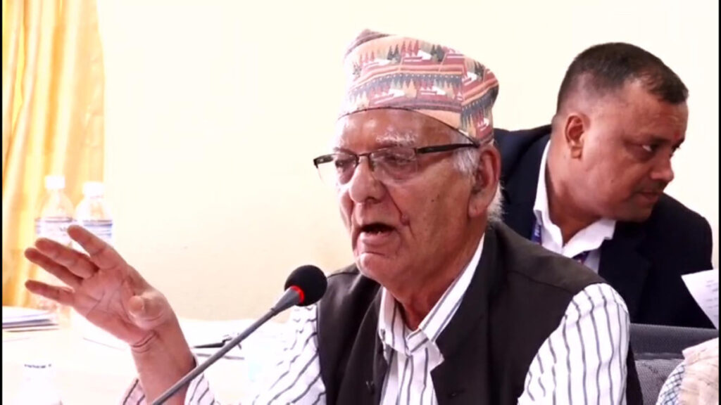 चित्रबहादुर केसीको प्रश्नः पैसा कमाएका कारणले वंशजको नागरिकता पाइन्छ ?