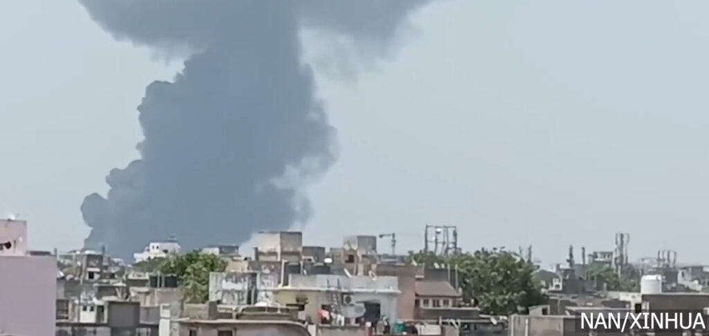 एअर इण्डिया दुर्घटनाःसवार थिए गुजरातका पूर्वमुख्यमन्त्री विजय रूपाणी , १५ डाक्टर घाइते