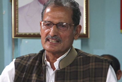 काँग्रेस प्रजातान्त्रिक सामन्तहरुको पार्टी, एमालेको कामले कार्यकर्ताले शीर निहुराएः अग्नि सापकोटा