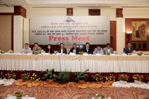 सुनचाँदी, हिरा तथा बहुमूल्य पत्थरको कारोबारसम्बन्धी स्पष्ट नीति, निर्देशिका अविलम्व जारी गर्न माग