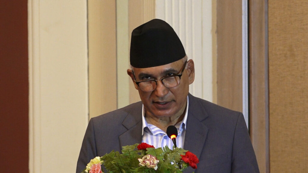 हरित अर्थतन्त्रको प्रवर्द्धनमार्फत आर्थिक वृद्धिको बाटोमा रहेका चुनौतीको सामना गर्नसक्छौँ ः उपप्रधानमन्त्री पौडेल