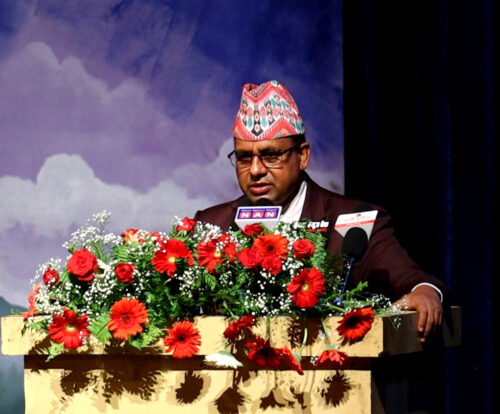 देश अहिले समृद्धिको बाटोतर्फ लम्किरहेको छ : बद्रिप्रसाद पाण्डे