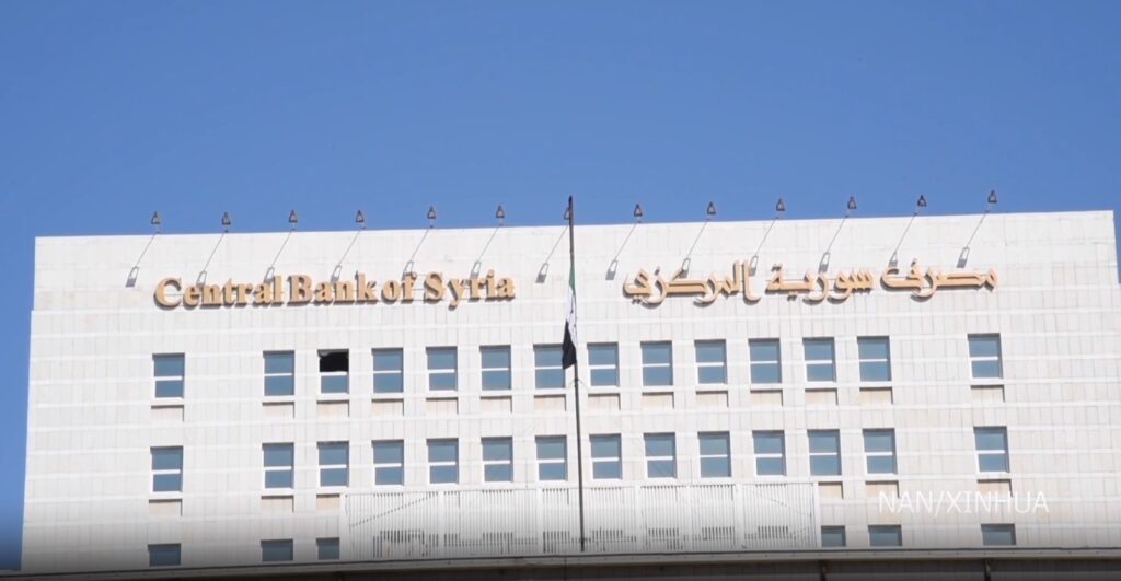 सिरियाद्वारा सार्वजनिक क्षेत्रका कामदारहरूको लागि दुई सय प्रतिशत तलव वृद्धि गर्ने कानून पारित