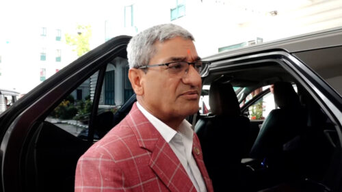 प्रधानमन्त्रीसहितको टोली रसुवाको बाढीग्रस्त क्षेत्रमा जाँदै