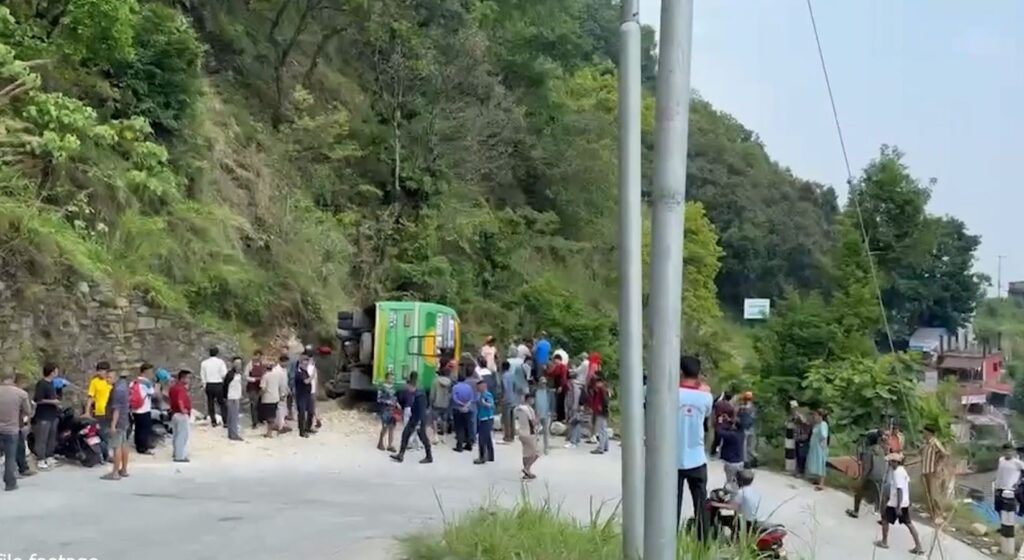 असार महिनामा मात्रै झण्डै ३ हजार सवारी दुर्घटना