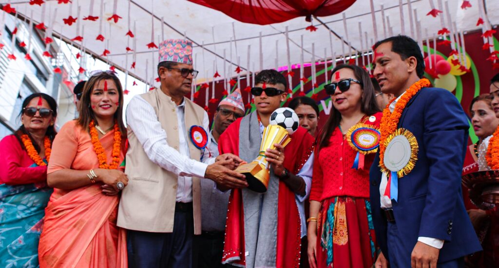 साम्बालाई तनहुँमा सम्मान