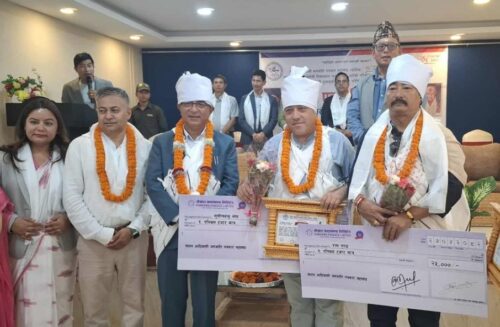 कञ्चन पत्रकारिता पुरस्कारबाट पत्रकार राम गुरुङ र कैलाशबाबु श्रेष्ठ सम्मानित