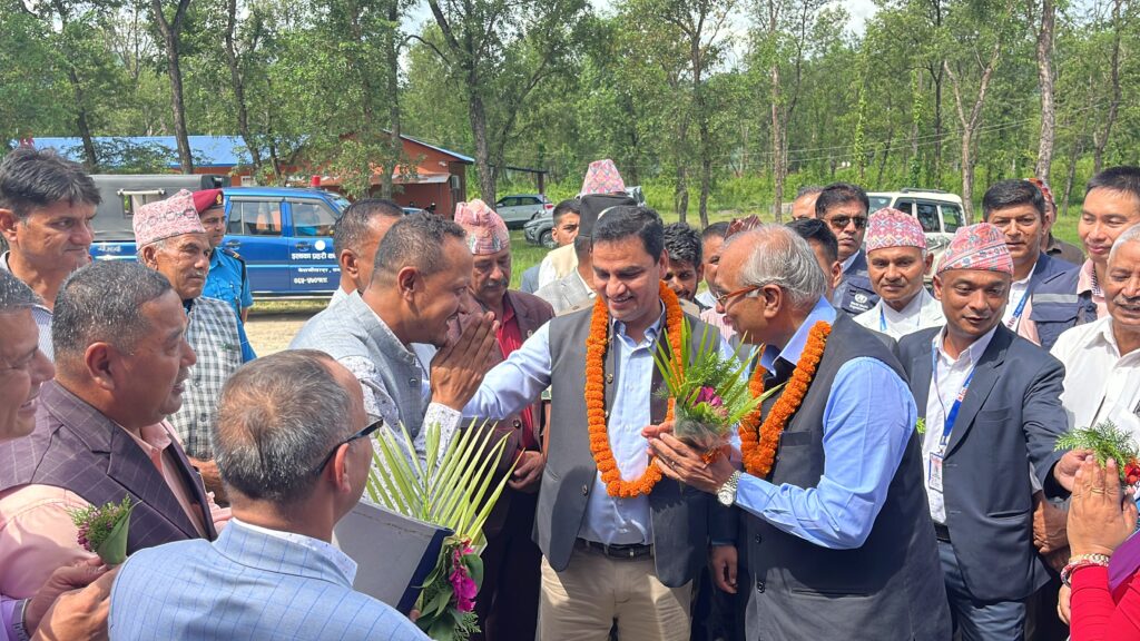 बजेटको अभावमा बिमा बोर्डको बक्यौता बढ्दै