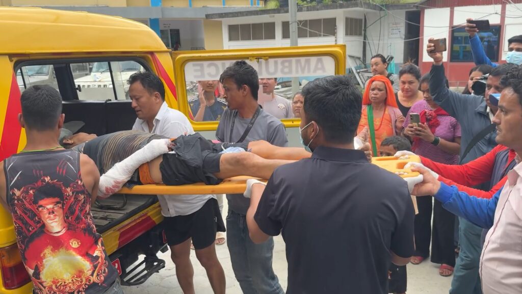 म्याग्दीको राहुघाट जलविद्युत् आयोजनामा पहिरो खस्दा दुई मजदुरको मृत्यु