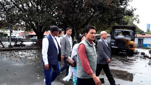 एमाले नेताहरुले गरे सिंहदरबारलगायत क्षतिग्रस्त संरचनाहरुको अवलोकन
