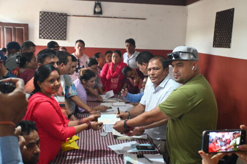पोखरामा इमेज सहकारीका साना बचतकर्तालाई रकम फिर्ता दिन सुरु