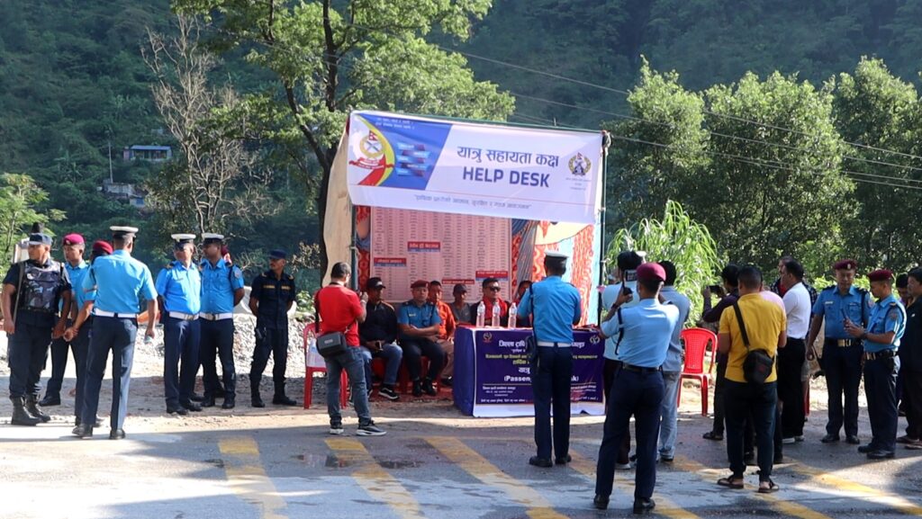 बागलुङको चार स्थानमा यात्रु सहायता कक्ष स्थापना