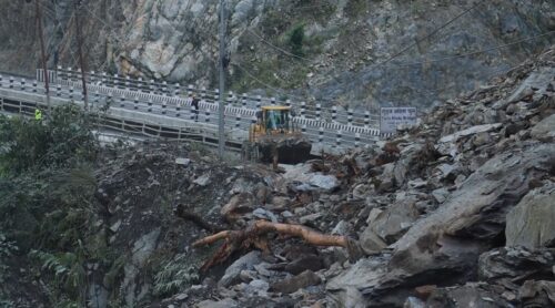 तुइनखोलाको पहिरो पन्छाउने काम जारी, अझै केही समय लाग्ने