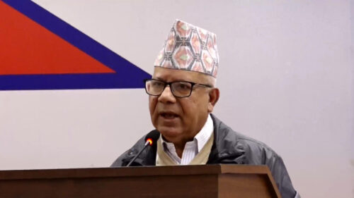 ओली सामु आत्मसमर्पण गर्नेहरुले नेकपा एसको औचित्य पुष्टि भएन भनिरहेका छन्ः माधवकुमार नेपाल
