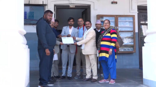 राष्ट्रिय जनमत पार्टीले निर्वाचन आयोगमा दल दर्ताको प्रमाणपत्र लियो