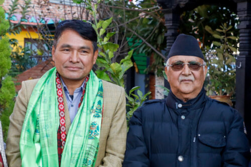 जसपाका वागमती प्रदेश अध्यक्ष गोले एमालेमा प्रवेश