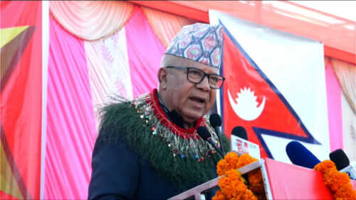 नेकपामा नेताहरुले आफ्नो मात्रै प्रचार गर्ने काम नगरौंः माधव नेपाल