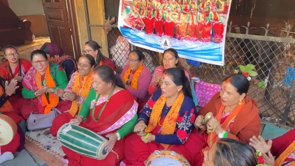 बागलुङ महिला दिदीबिहिनी भजनको महत्व र मौलिकता जोगाउने अभियानमा सक्रिय