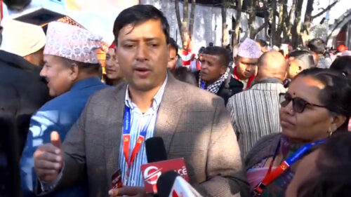 एमाले फुटोस् र पार्टी बनाउँछौँ भन्ने सपना देख्नेहरुको चाहना पूरा हुनेछैनः महेश बर्तौला