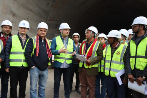 सिद्धबाबा सुरुङ निर्माण ६५ प्रतिशत, छिटो सक्न मन्त्री घिसिङको निर्देशन