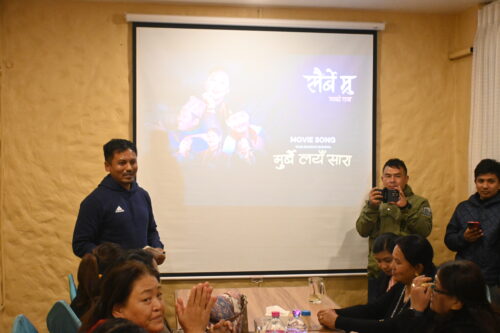 घान्द्रुकमा छायाँकन भएको चलचित्र सैंर्बे म्रुको गीत ‘मुर्बै लयँ सारा’ सार्वजनिक