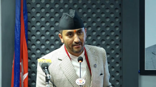 सञ्चारमन्त्रीको स्पष्टोक्तिः उम्मेदवार बन्ने÷नबन्नेबारे निर्णय लिएको छैन