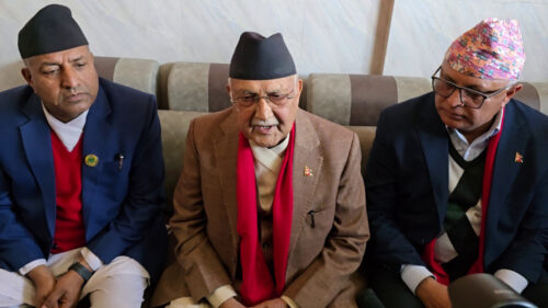 निर्वाचन आयोगमाथि प्रश्न उठ्न थाल्यो, शान्ति सुरक्षा अझै कायम हुन सकेको छैनः ओली