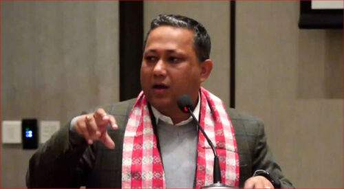 घोषणापत्र कार्यान्वयन गर्न कुनै एक दललाई स्पष्ट बहुमत दिनुस् : शिशिर खनाल