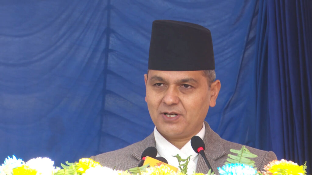प्रहरीलाई गृहमन्त्रीको निर्देशनः निर्वाचनलाई सफलतापूर्वक सम्पन्न गराउनेगरी आफ्नो भुमिकालाई थप प्रभावकारी बनाउनूस्