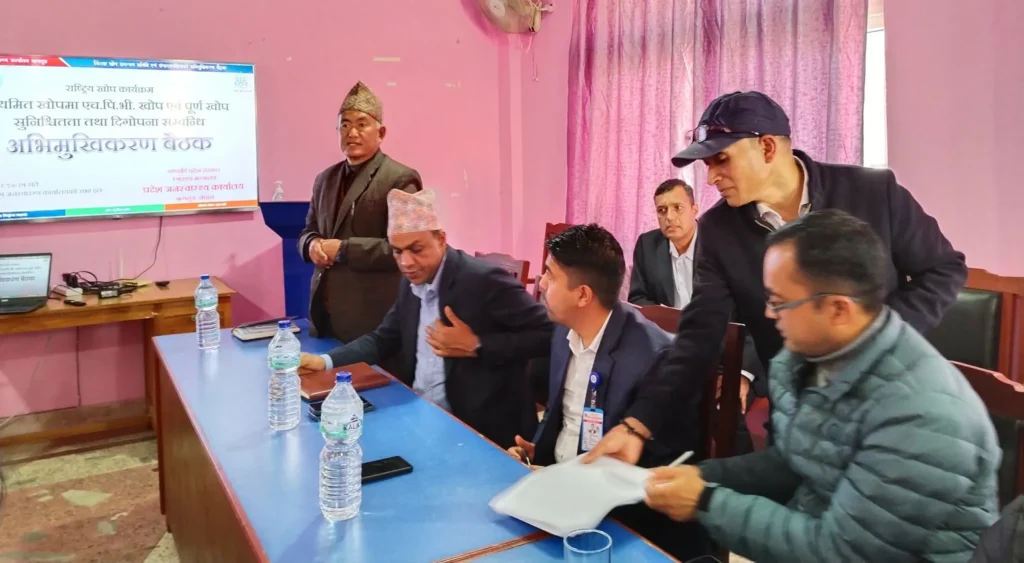 बागलुङका २ हजार ३०२ किशोरीलाई एचपिभि खोप लगाइने