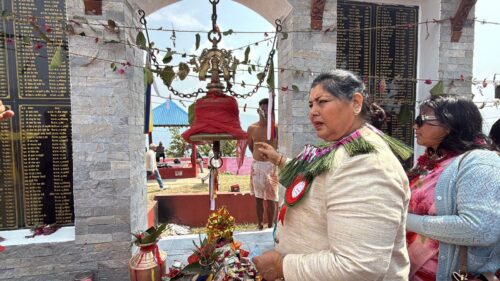 स्याङ्जाको स्वरेक कोटमा १२६ किलोको घण्टी र त्रिशूल स्तम्भ स्थापना