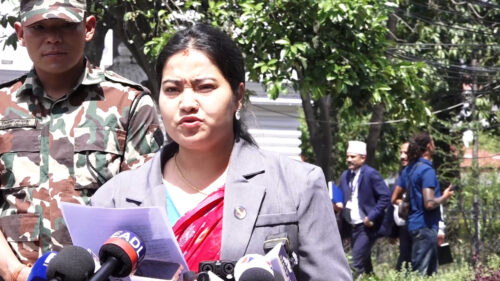 इन्धन संकट चुलिएको भन्दै घरबाटै काम गर्न सरकारको आह्वान
