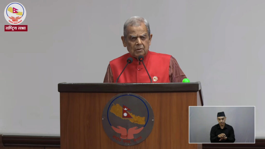 सरकारको कार्यशैलीप्रति महन्थ ठाकुरको आलोचनाः सुशासन र लगानीको वातावरणमाथि प्रश्न